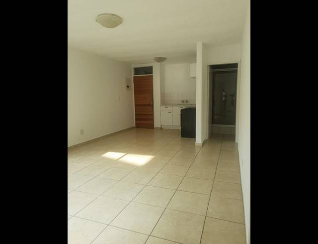 3 BEDROOM APARTMENT FOR SALE IN WESTDENE